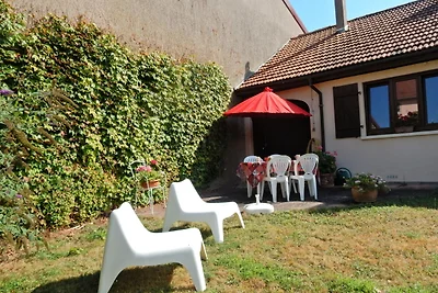 Ferienhaus in der Nähe des Waldes