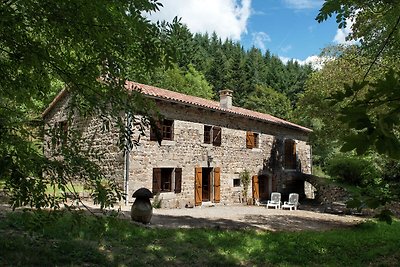 Gemütliche Villa in der Ardeche mit Kamin