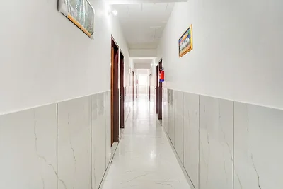 Super Hotel O Burari New Delhi