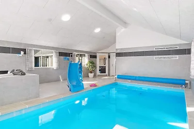 Maison de vacances pour 24 a Hasselberg