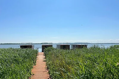 Lussuosa casa sull'acqua per 4 persone.
