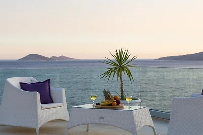 Villa a Kalkan con piscina