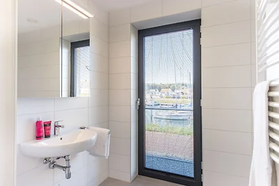 Wohnung in Kamperland mit Hafenblick