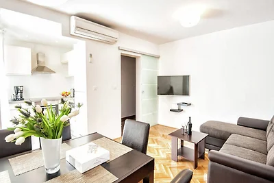 Luxusapartment mit privatem Balkon