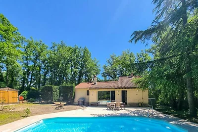 Villa a Fayence con piscina e giardino