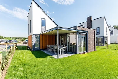 Moderne und Kinderfreundliche Villa in...