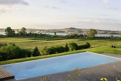 Geräumiges Ferienhaus mit privatem Pool
