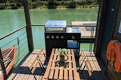 Ferienhaus an einem privaten Teich mit Blick ...