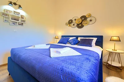 Two Bedroom Apartment with Terrace and Sea...