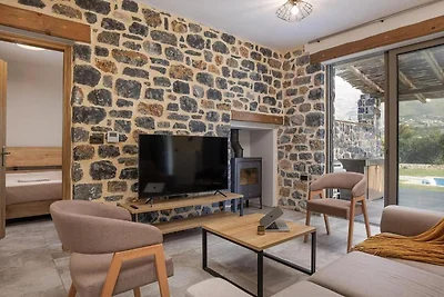 Elegante Villa mit Poolzugang für 5 Personen