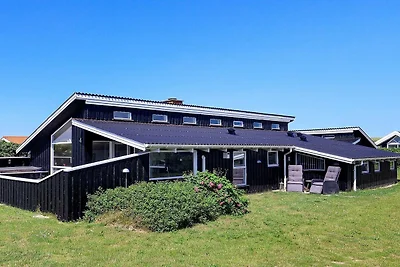 Gezellig vakantiehuis in Lokken, aan zee