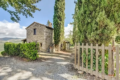 Typisches Landhaus mit Pool