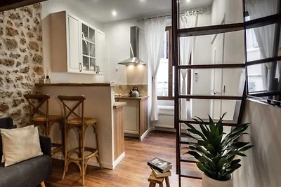 Joli Studio Climatise Vieil Antibes