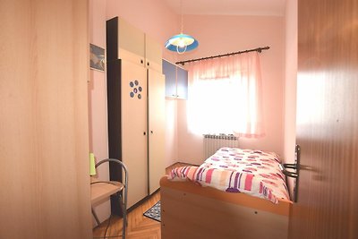 Komfortables Ferienhaus in Banjole in...