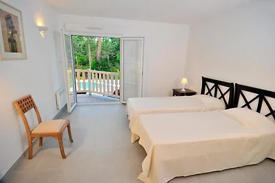 Atlantic Green Villa