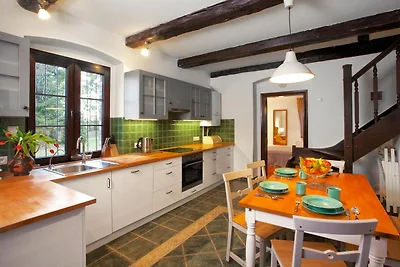 Geräumiges Ferienhaus, Pool, Sauna, Whirlpool