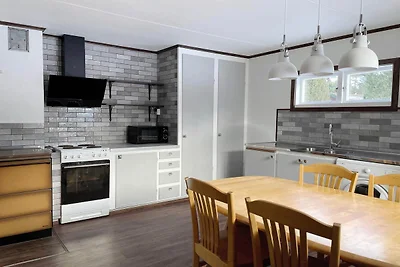 4 Sterne Ferienhaus in NORRTÄLJE-By Traum