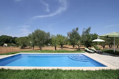 Traditionelles mallorquinisches Landhaus mit...