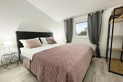 One Bedroom Apartment with Balcony (1)