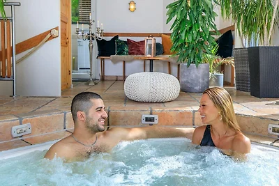 4-Sterne-Zimmer mit Whirlpool und Frühstück