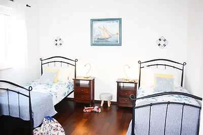 Villa di lusso a Kunj con terrazza