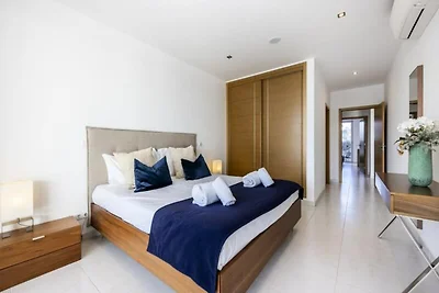 Wohnung in Lagos nahe Porto de Mós Strand