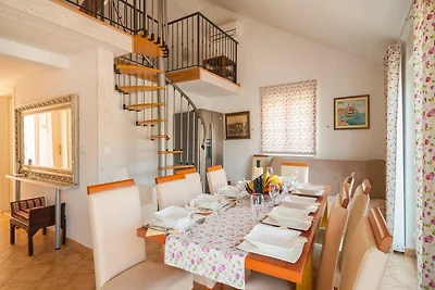 Villa Princes - Seven Bedroom Villa