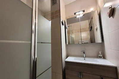 Helle und gut ausgestattete Wohnung, direkt i...