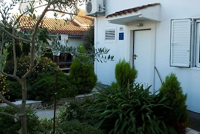 Pittoresca casa vacanze sulla spiaggia