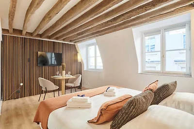 Suite Louvre Museum – Rue Saint Honore