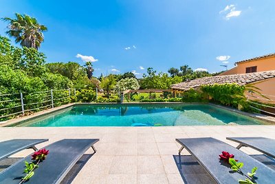 Landhaus in Pollensa mit Pool