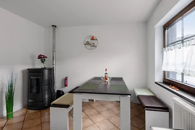 Ruhiges Ferienhaus in Nehren mit Garten