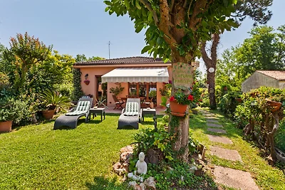 Malerische Villa in Lido di Venezia mit...