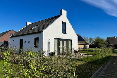 Bungalow in der Nähe des Strandes von Sint