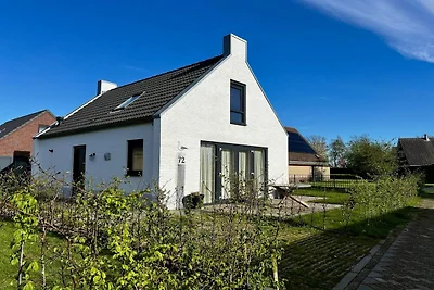 Villa in der Nähe von Stränden und Golfplatz