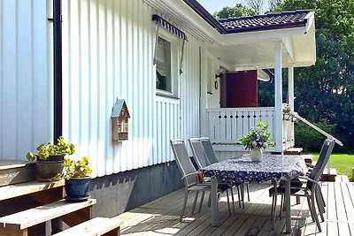 6 Personen Ferienhaus in UDDEVALLA-By Traum