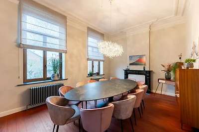 Malerisches Herrenhaus mit Garten in Tongeren