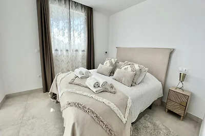 Villa in La Cala de Mijas mit Pool