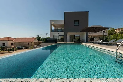 Seaview Villa A`More with heated pool