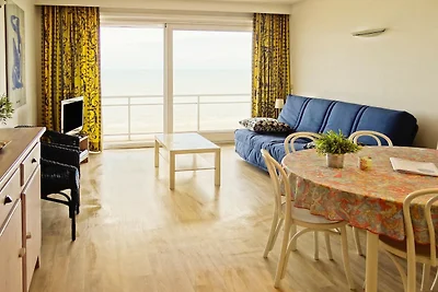 Apartment in Nieuwpoort mit Meerblick