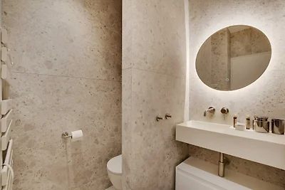 Neu renovierte Wohnung im Herzen des 18.