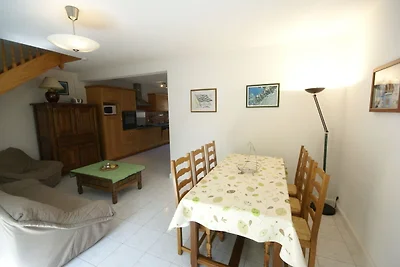 Komfortables Ferienhaus 700 m vom Strand...