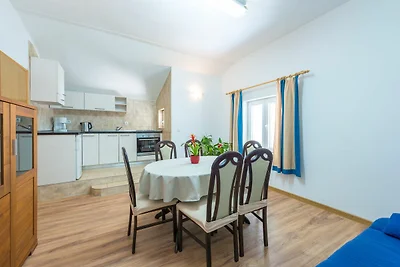 Apartments Lucija - Three Bedroom Apartment w...