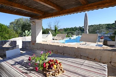 Trulli in Valle d'Itra mit Pool und Aussicht
