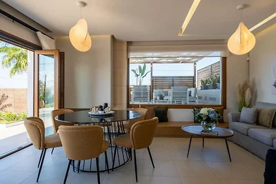 Dimitra Villa mit Swimmingpool