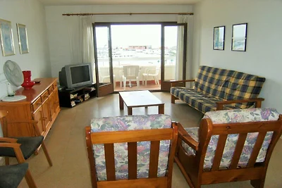 Apartment in Estartit with marina views