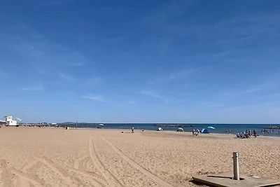 Appartement op 100 m van het strand in Valras