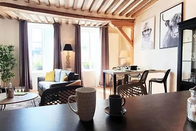 Place St Sauveur in piedi e comfort