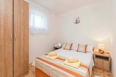 Apartments Lilly - Two Bedroom Apartment with...