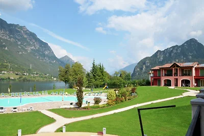 Schצne Wohnung in Idro mit Pool